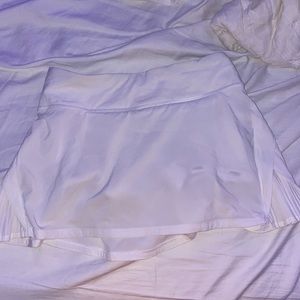 COPY - White lululemon skirt with side pleats